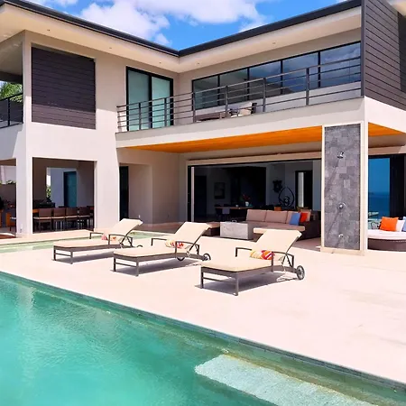 Casa De Iluminacion - Gorgeous 5-Br Oceanview Villa With Private Infinity Pool