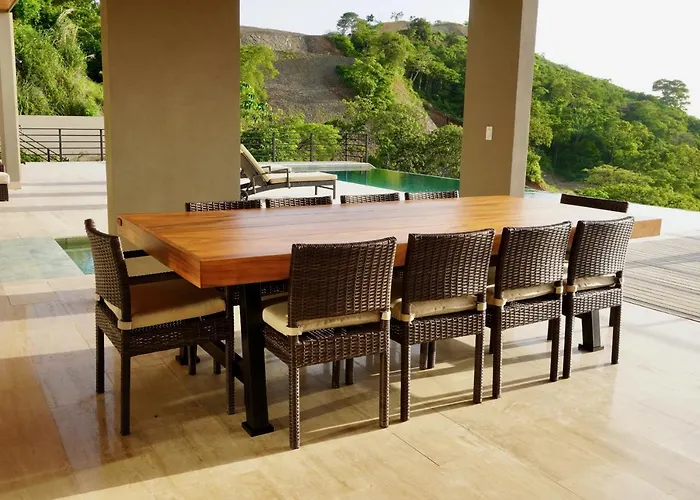 Casa De Iluminacion - Gorgeous 5-br Oceanview With Private Infinity Pool *