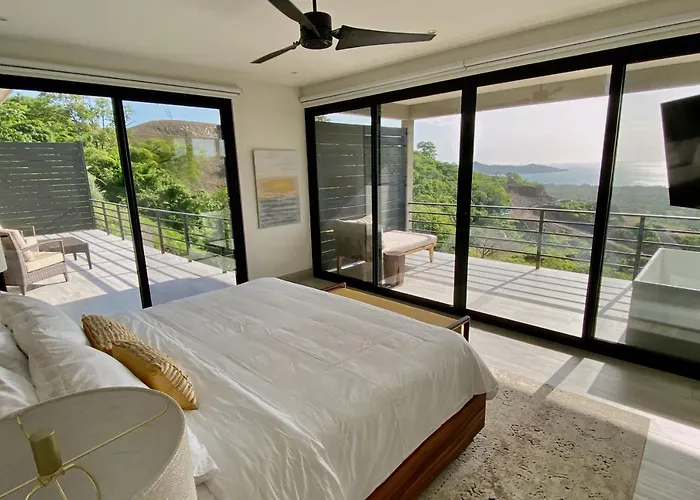 Pousada Casa De Iluminacion - Gorgeous 5-br Oceanview With Private Infinity Pool Brasilito