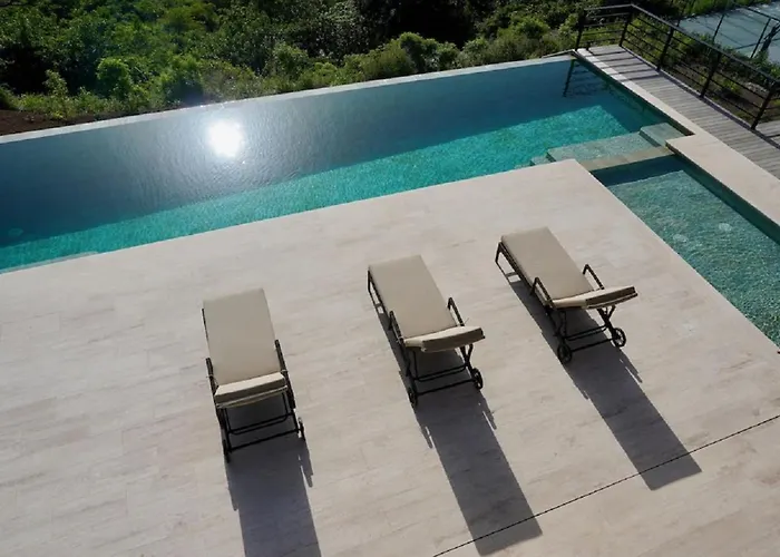 Casa De Iluminacion - Gorgeous 5-br Oceanview With Private Infinity Pool