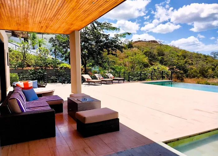 Casa De Iluminacion - Gorgeous 5-br Oceanview With Private Infinity Pool *