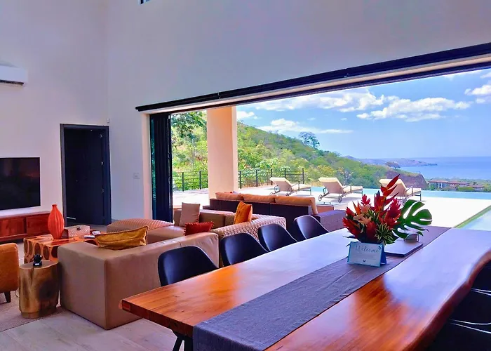 Villa Casa De Iluminacion - Gorgeous 5-br Oceanview With Private Infinity Pool *